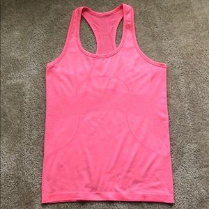 Lululemon swiftly tech running tank. Pink. Size 8